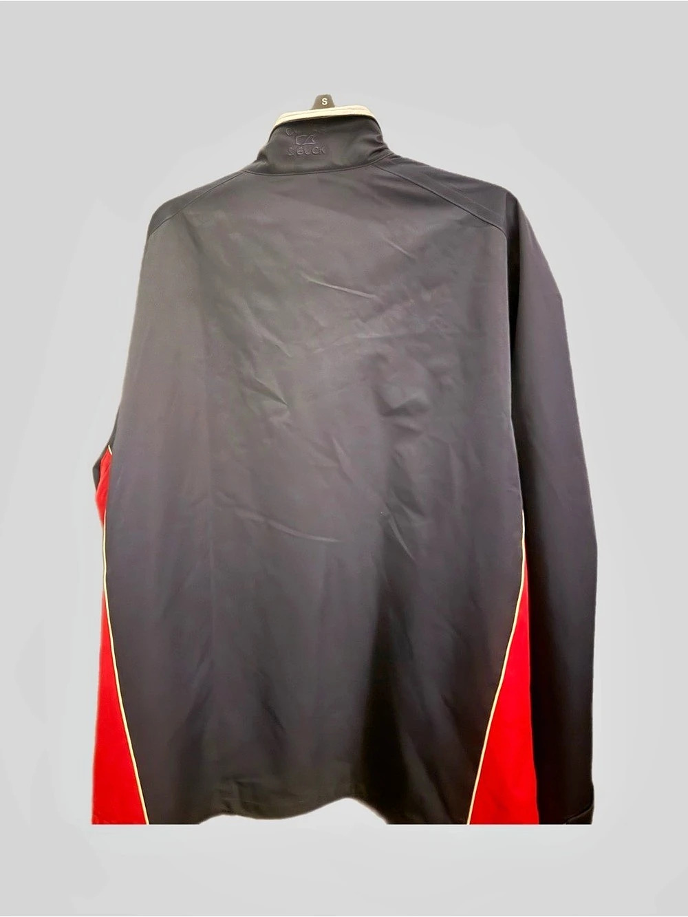 Cutter & Buck Medinah 2012 Golf Jacket Mens XXL Black with Red Side Panels and G - Picture 4 of 5